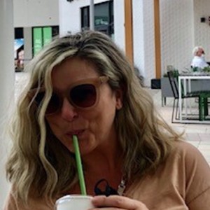 JenCalcamuggi's avatar